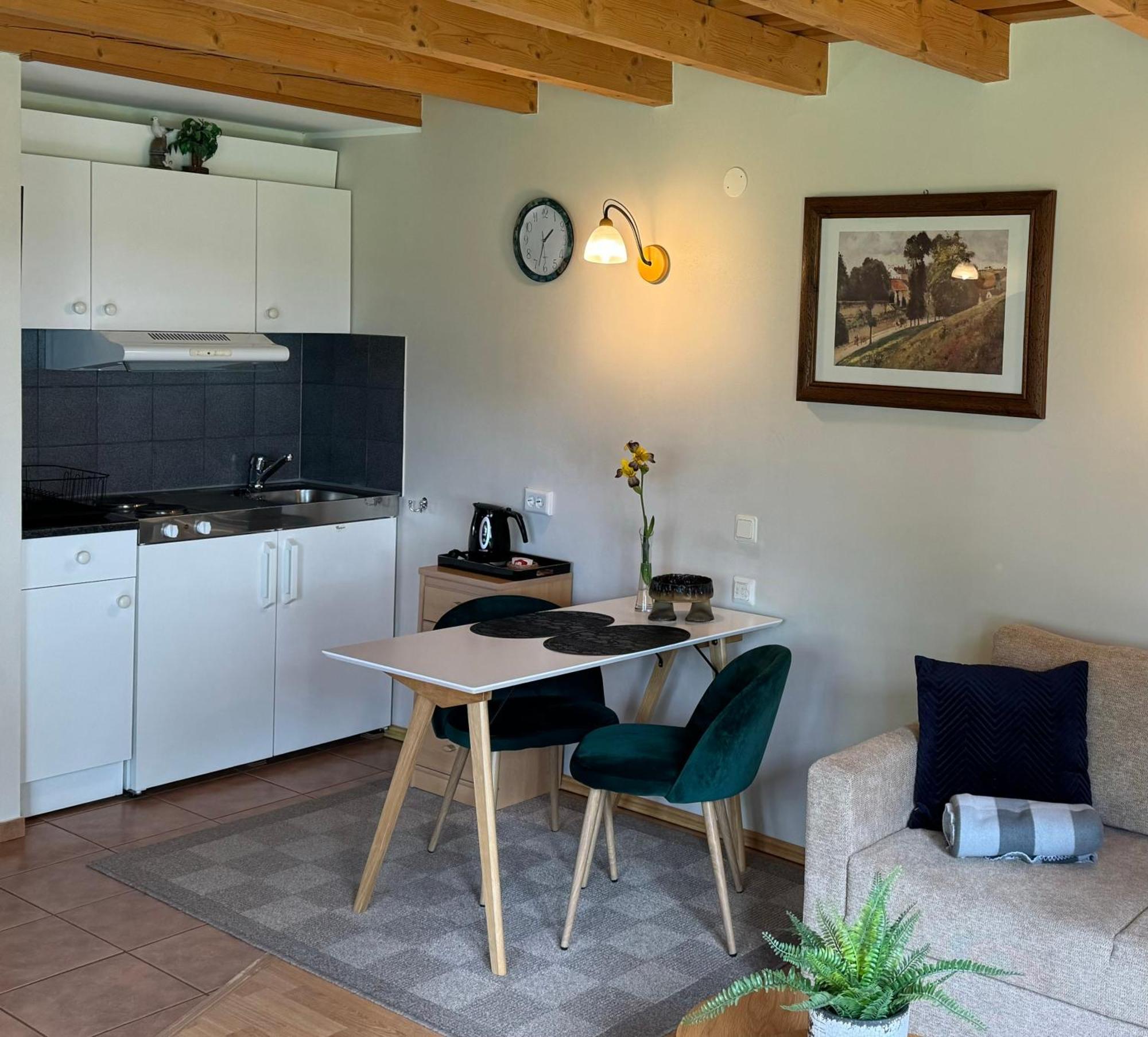 Kaesmu Merekalda Apartments - Adults Only Szoba fotó